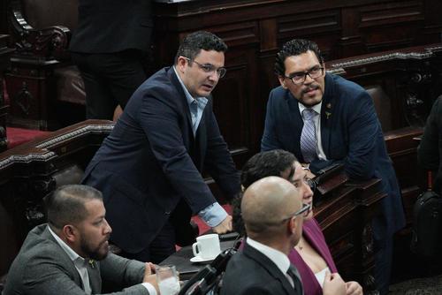 La división en el grupo de diputados oficialistas "ha pasado factura" y, por ahora, no se ven condiciones favorables para los intereses del Ejecutivo en el Congreso. (Foto: Archivo/Soy502)