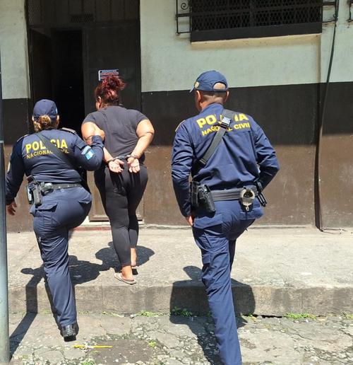 Elsa "N" fue recapturada en la entrada del centro carcelario "Canadá". (Foto: PNC)