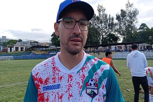 Hoy dirige a la selección de Acatenango en la Tercera División. (Foto: Carlos Sotz/Colaborador)