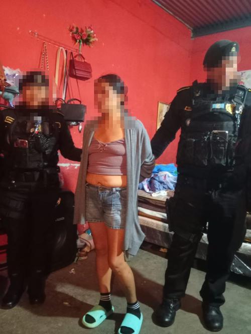 Entre los detenidos también se encuentran dos mujeres. (Foto: MP)