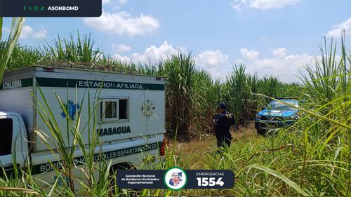 Los bomberos indicaron que el cuerpo contaba con señales de violencia. (Foto: Asonbomd)