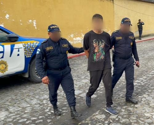 El hombre fue remitido a los tribunales. (Foto: PNC)