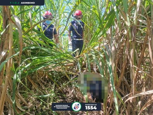Bomberos Municipales Departamentales se hicieron presentes tras el hallazgo. (Foto: Asonbomd)