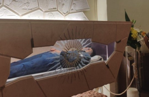 Los restos de Acutis están expuestos de manera permanente. (Foto: Vatican News)