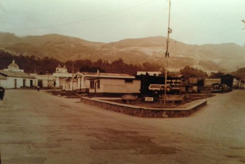 Entrada a San Juan Ostuncalco por el lado de San Marcos, aproximadamente en 1930. (Foto: Roberto Paz/Colaborador)