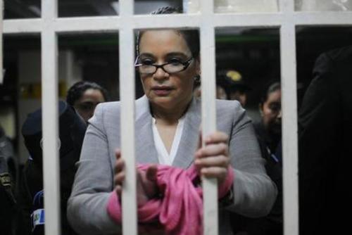 Baldetti, aplaza, audiencia, coptación