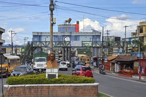 La calzada Manuel Lisandro Barillas es el ingreso principal a la ciudad de Quetzaltenango. (Foto: Erick Colop/Colaborador)