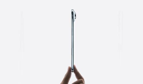 El nuevo iPhone 17 Air es ultradelgado. (Foto: Apple)