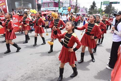 El amor por la patria fue evidente en el rostro de cada uno de los estudiantes. (Foto: Erick Colop/Colaborador)