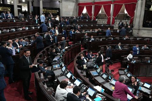 En las recientes sesiones plenarias se ha evidenciado una alianza entre la mayoría de bloques y facciones del Congreso, pero la diferencia de intereses disolvería el grupo. (Foto: Wilder López/Soy502)
