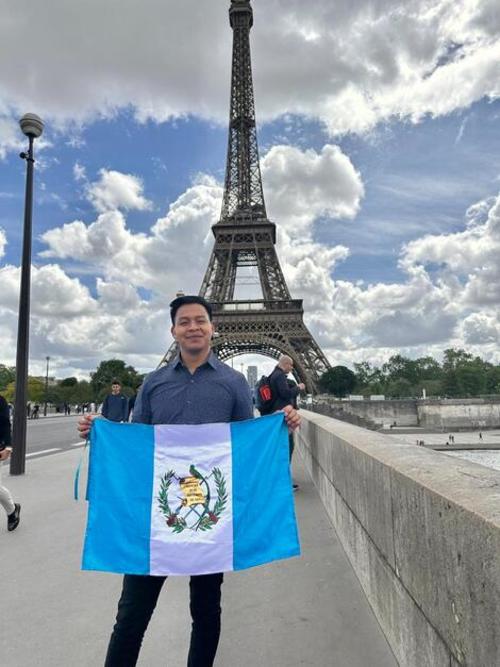 La obra del chapín también fue presentada en la Universidad Panthéon-Sorbonne de París en 2023. (Foto: Cortesía/Nehemías Escalante)