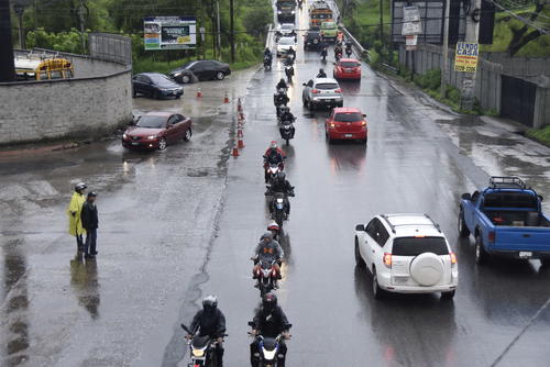 Las autoridades solicitan prudencia al conducir para prevenir accidentes en las distintas carreteras del país. (Foto: Archivo)