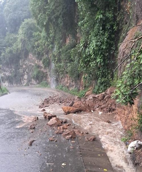 Ante la saturación de suelos se incrementa la posibilidad de otros incidentes de tierra e inundaciones. (Foto: Conred)