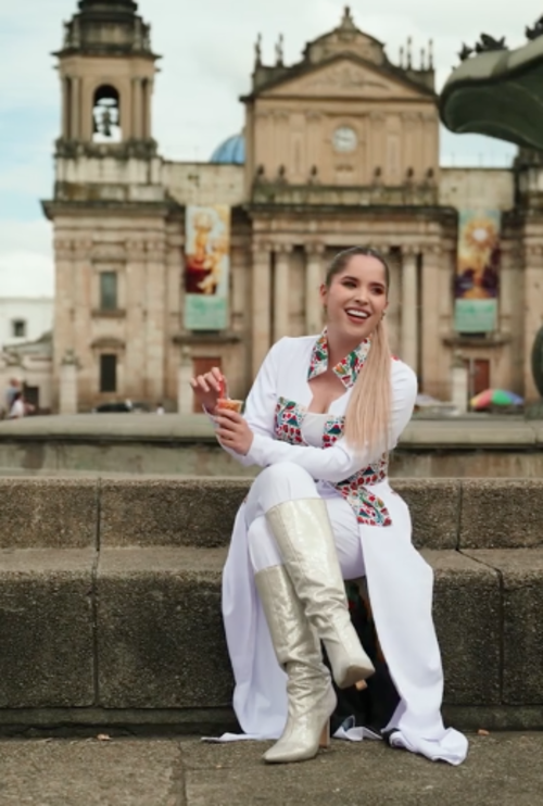 allisson valdez dedica video guatemala 3