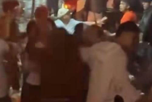 antorcha, caos, agua, golpes