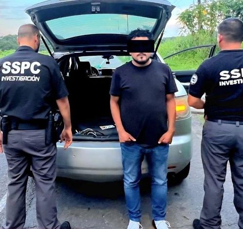 El guatemalteco capturado se considera presunto integrantes del CJNG. (Foto: vía La Jornada/México)