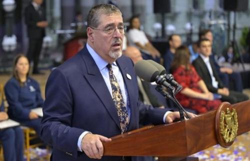 En agosto de 2024, el presidente Bernardo Arévalo prometió construir complejos polideportivos, similares a la Ciudad Olímpica de la zona 5 capitalina, pero en distintos departamentos. (Foto: Archivo/Soy502)
