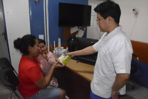 Existen medicamentos que ayudan a combatir las enfermedades en infantes. (Foto: Manuel Peralta/Colaborador)