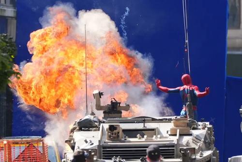 A pesar del accidente, la producción no ha confirmado un atraso en la fecha de estreno. (Foto: X)