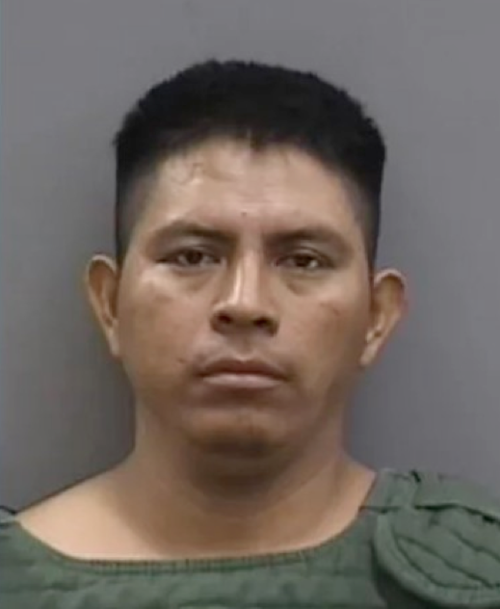 El guatemalteco fue identificado como Ángel Gabriel Cuz Chuc. (Foto: Center for Immigration Studies)