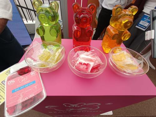 En la Manufexport coinciden compradores nacionales e internacionales quienes tienen a su alcance diversidad de productos. (Foto: Agexport/Soy502)