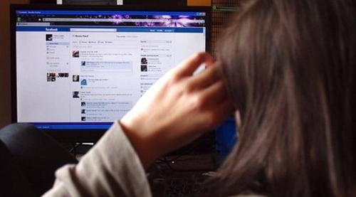 Con la propuesta de ley que está en desarrollo se buscaría regular los perfiles y cuentas desde que los que se difunden noticias en las redes sociales. (Foto: Archivo/soy502)