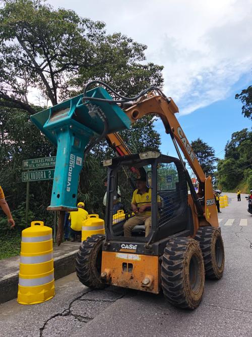En el lugar se trabajará con maquinaria para llevar a cabo la reparación de bóveda. (Foto: Sebastian Siero)