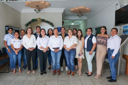 El personal de Chiquimula está listo para atenderte en esta feria de empleo. (Foto: MINTRAB)