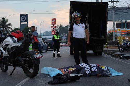 De momento el conductor no ha sido identificado. (Foto: Bomberos Voluntarios)