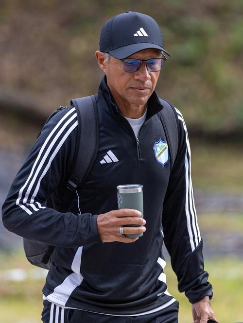 Roberto Hernández es uno de los señalados de la afición por el mal momento de los cremas. (Foto: Cremas oficial)