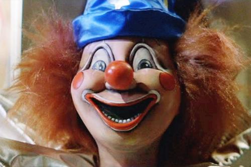 El regalo especial conecta al actor con su pasión por el cine de terror. (Foto: X)