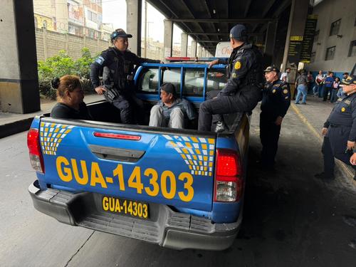Las detenciones se realizaron bajo un operativo de seguridad en la Central de Mayoreo. (Foto: PNC)