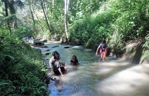 Los visitantes pueden disfrutar de su d&iacute;a de campo. (Foto: Carlos Sotz/Colaborador)