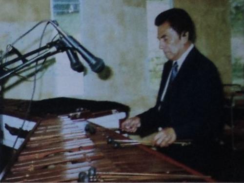 Desde muy temprana edad despert&oacute; en &eacute;l su inter&eacute;s por el instrumento nacional. (Foto: RR SS)