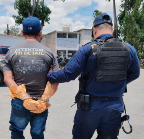 El atacante deber&aacute; enfrentarse a la ley. (Foto: PNC)