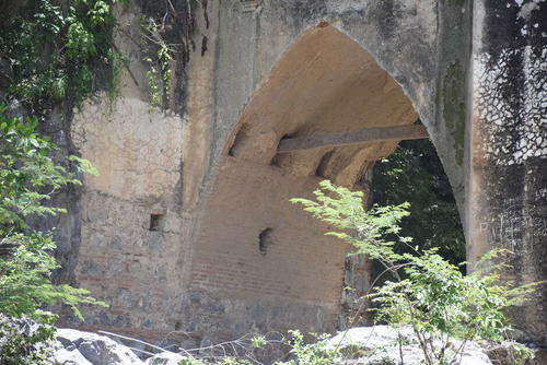 Tres arcos caracterizan a la estructura. (Foto: Olga V&aacute;squez/Colaboradora)