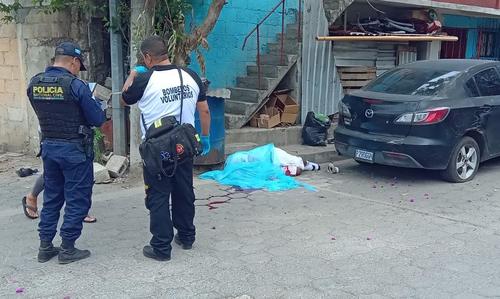 La v&iacute;ctima mortal a&uacute;n no ha sido identificada. (Foto: Bomberos Voluntarios)