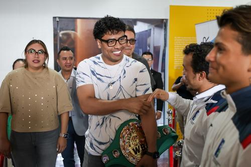 Lester martínez salón excelencia 1