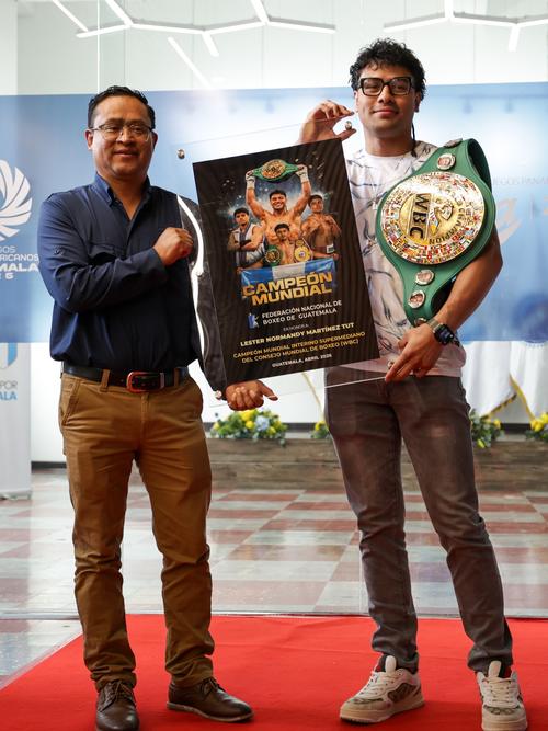 Lester martínez salón excelencia 7