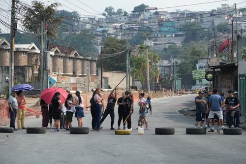 El derrumbe ocurri&oacute; durante trabajos para un paso a desnivel. (Foto: Wilder L&oacute;pez/Soy502)