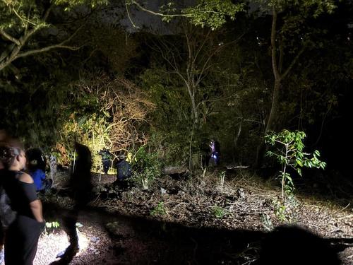 Bomberos Voluntarios restacataron el cuerpo de una hondada. (Foto: redes sociales)