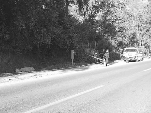 El hallazgo fue reportado por personas que transitaban el &aacute;rea. (Foto: Nuestro Diario)