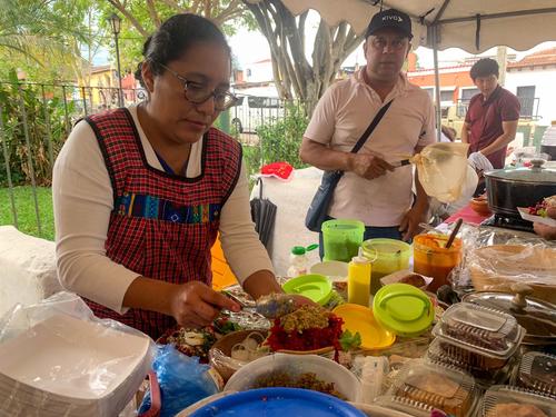 Los antojitos no pod&iacute;an faltar en este evento. (Foto: Carlos Vicente)