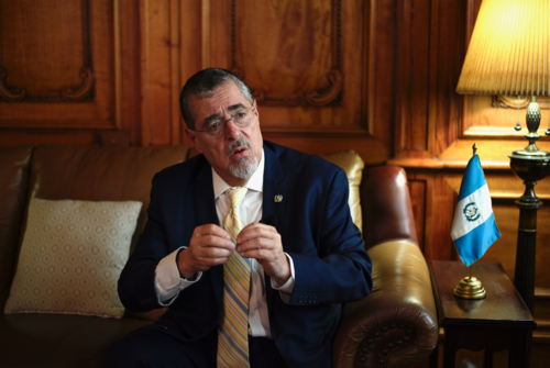 El presidente Bernardo Ar&eacute;valo debe escoger al pr&oacute;ximo fiscal general de la n&oacute;mina final planteada por la postuladora. (Foto: Wilder L&oacute;pez/Soy502)