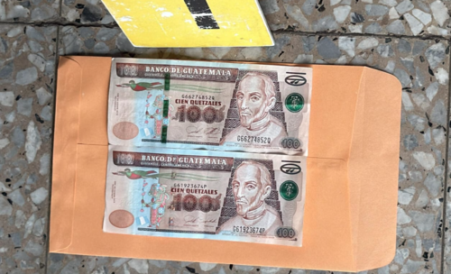 Los hombres le exig&iacute;an dinero a un comerciante del sector. (Foto: PNC)