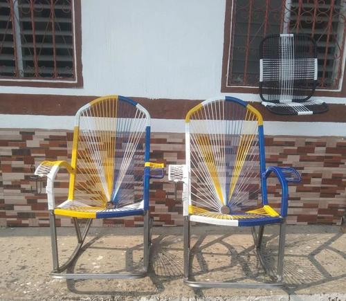 Emprendedor de Coatepeque transforma metal en sillas de descanso. La tradici&oacute;n de sillas de mecate en Coatepeque por Douglas Rodas.