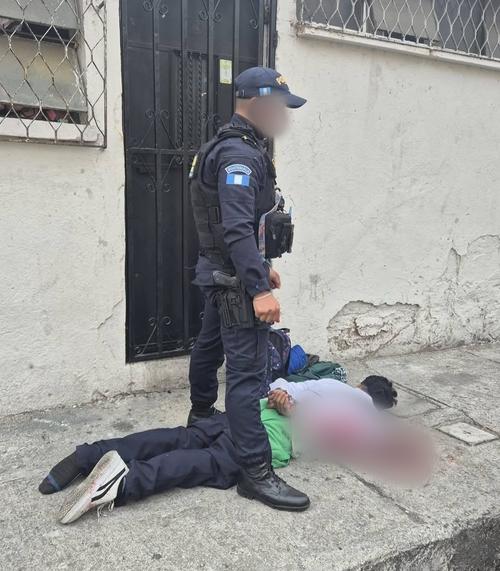 El atacante fue neutralizado por agentes policiales. (Foto: PNC)