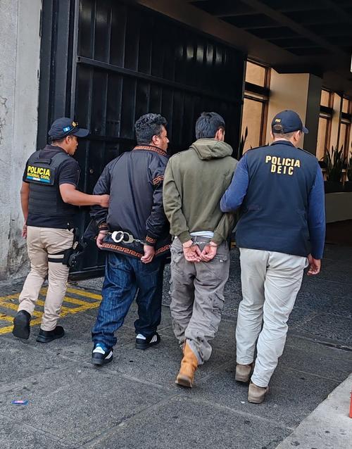 Los detenidos fueron puestos a disposici&oacute;n de las autoridades correspondientes. (Foto: PNC)