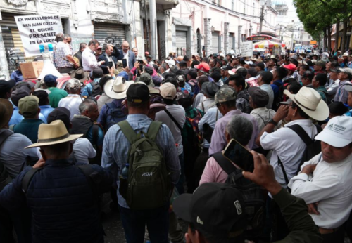 Los veteranos indicaron que mantendr&aacute;n los bloqueos hasta que atiendan sus demandas. (Foto: Archivo/Soy502)