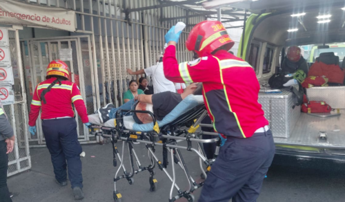 La v&iacute;ctima fue trasladada para ser tratado por m&eacute;dicos de turno. (Foto: CMB)